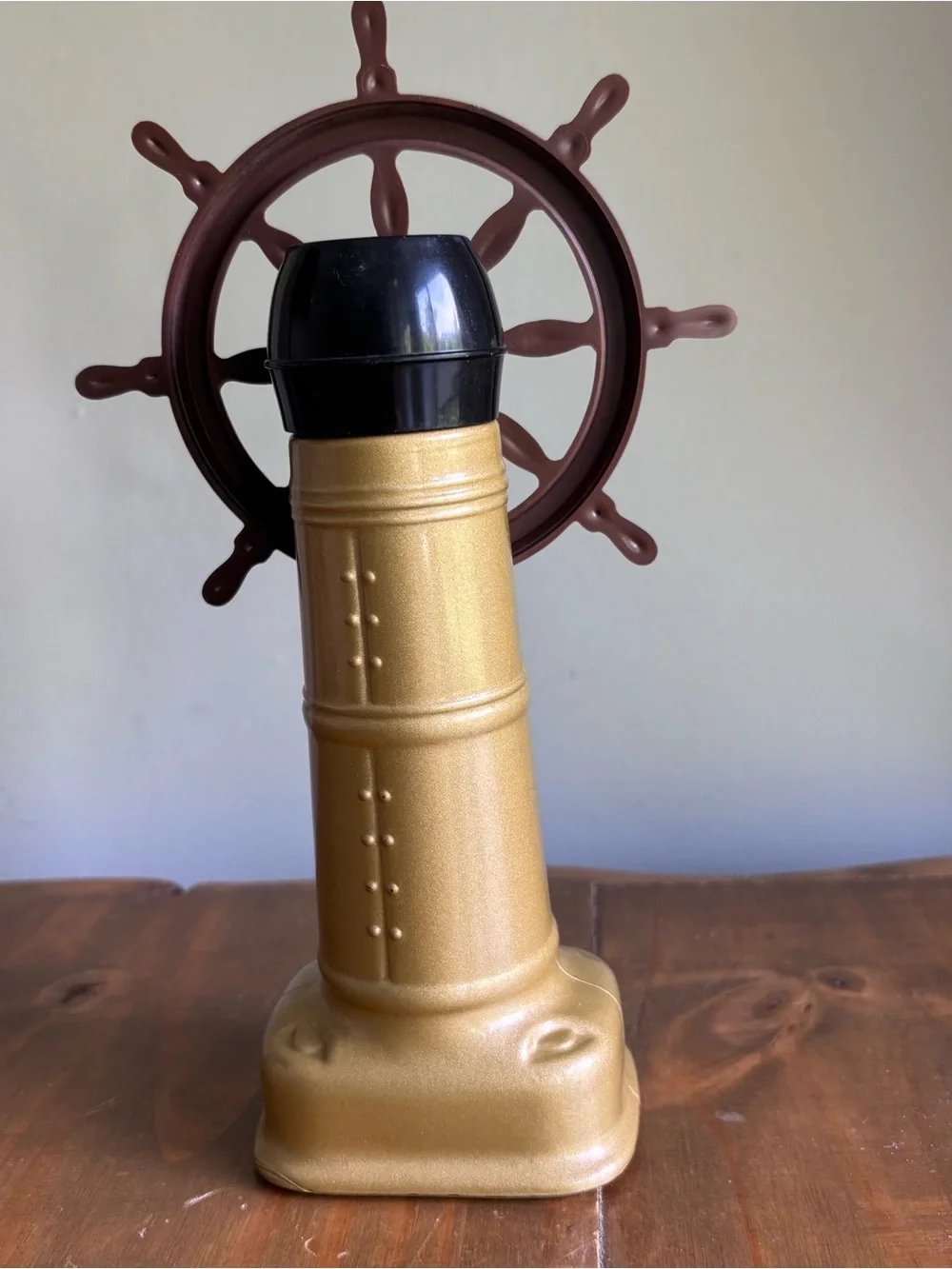 Vintage Old Spice Ship's Wheel Avon Aftershave Decanter-Full-6 oz